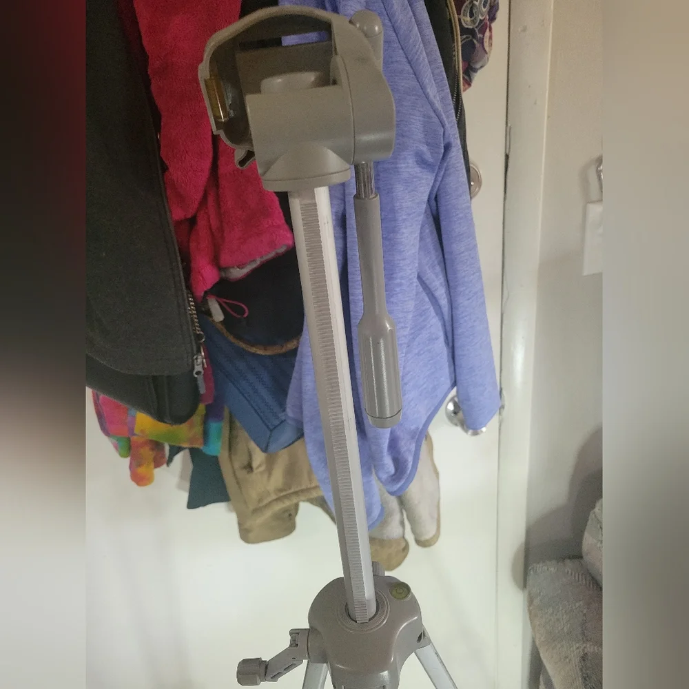 Targus floor standing camera tripod max 58